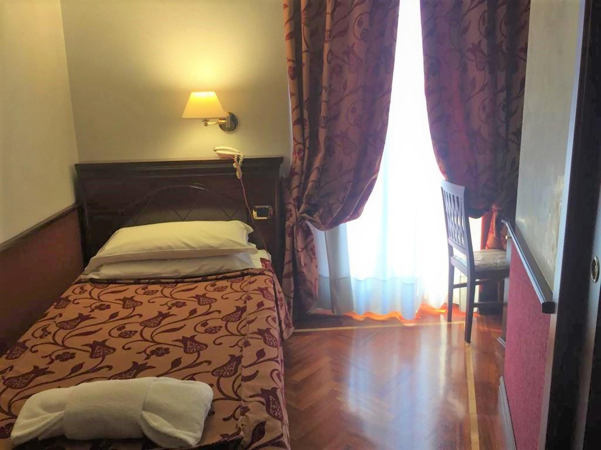 Hotel Best Roma מראה חיצוני תמונה